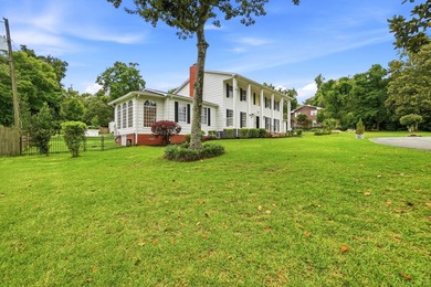 Welcome to one of Pensacola's most distinguished private estates - photo 29