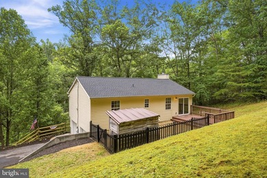 WOW! Beautifully renovated 3BR, 2BA home with 2-car garage in - photo 45