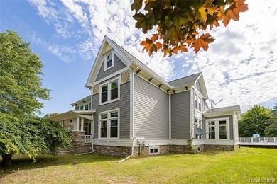 A true masterpiece filled with distinctive architectural details - photo 4