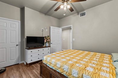 Welcome home to this charming 2023-built cottage in Gladewater! - photo 13