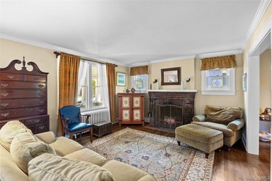 Welcome to this wonderful, expanded Colonial with a spacious - photo 13