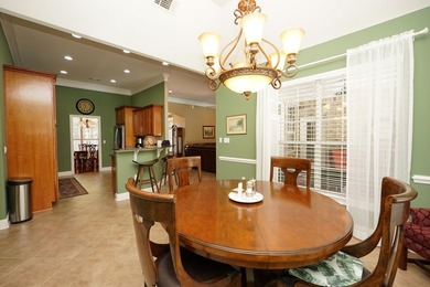 Gorgeous move-in-ready home on an oversized lot! This - photo 18