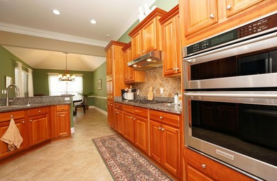Gorgeous move-in-ready home on an oversized lot! This - photo 20