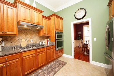 Gorgeous move-in-ready home on an oversized lot! This - photo 22