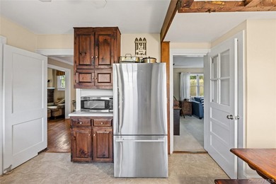 Welcome to this wonderful, expanded Colonial with a spacious - photo 23