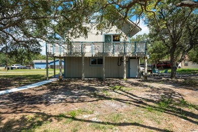 Welcome to 120 Retama Lane, a versatile Rockport property - photo 4