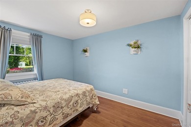 Welcome to this wonderful, expanded Colonial with a spacious - photo 34