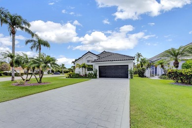 Completely Renovated 3 bedroom, 3.5 baths plus Den Home in Palm - photo 47