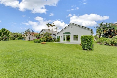 Completely Renovated 3 bedroom, 3.5 baths plus Den Home in Palm - photo 48