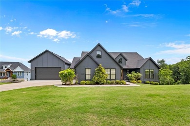 Experience the ultimate lake lifestyle in this fully furnished - photo 2