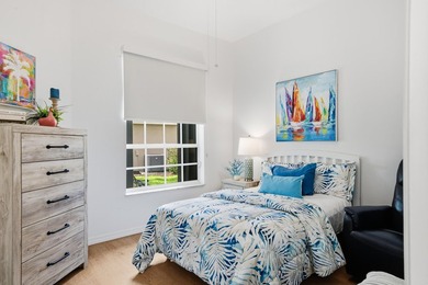 Move right into this beautifully updated 2-bedroom plus den home - photo 10