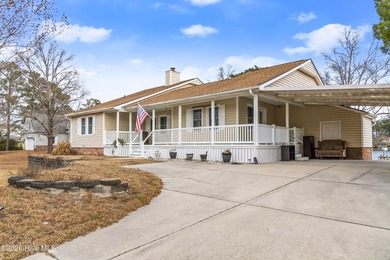 Neuse River Home For Sale in Oriental North Carolina