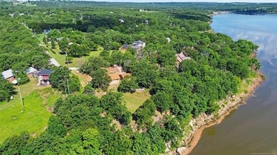 Experience lakefront living in this beautifully renovated home - photo 19
