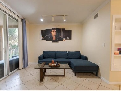 Charming one bedroom/one bath condo conveniently located! - photo 7