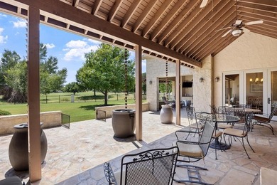 Enjoy gracious indoor and outdoor living from this beautiful one - photo 31