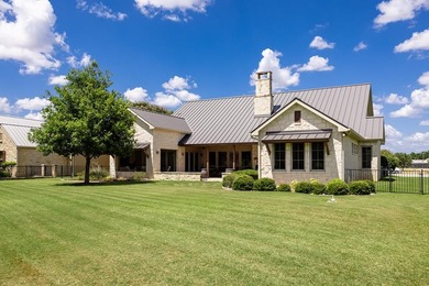 Enjoy gracious indoor and outdoor living from this beautiful one - photo 38