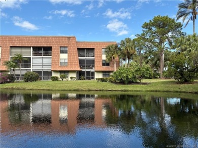 Lake Condo For Sale in Port Saint Lucie, Florida