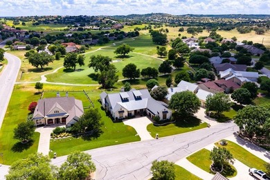 Enjoy gracious indoor and outdoor living from this beautiful one - photo 44