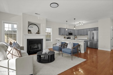Contemporary Condominium in the Quaint Castle-Dock Street - photo 4