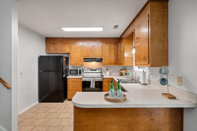 Welcome home to 8655 Bentwood Drive in North Charleston, South - photo 12