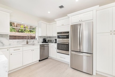 Beautifully Renovated Northwood Single-Family Home. Discover - photo 17
