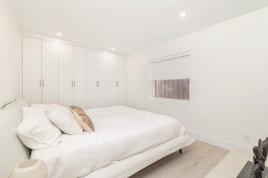 Beautifully Renovated Northwood Single-Family Home. Discover - photo 18
