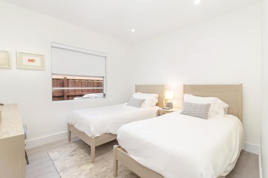 Beautifully Renovated Northwood Single-Family Home. Discover - photo 20