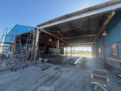 Castaic Lake Commercial For Sale in Castaic California