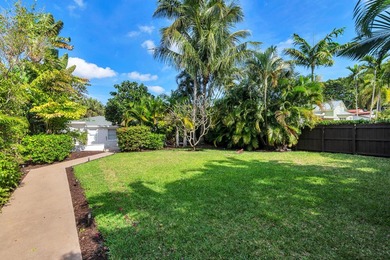 Beautifully Renovated Northwood Single-Family Home. Discover - photo 31