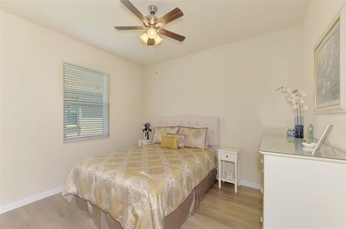 Welcome to this meticulously maintained MOVE-IN-READY Tivoli - photo 32