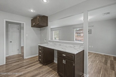 Charming home that is move in ready. This cozy home is waiting - photo 7