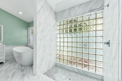 Don't miss this spectacular newly renovated, spacious concrete - photo 14