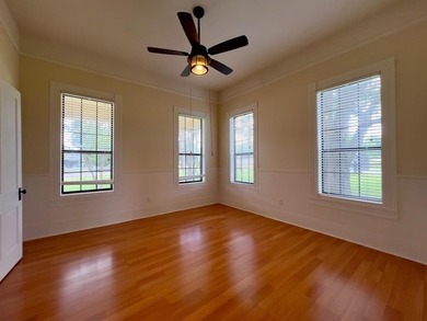 Rare opportunity to acquire a home in the heart of the hill - photo 15
