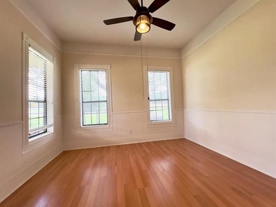 Rare opportunity to acquire a home in the heart of the hill - photo 16