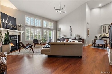 **LUXURY MODERN CONDO IN TROY** New HVAC system with a 10-year - photo 18