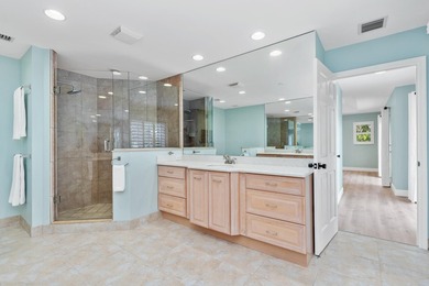 Don't miss this spectacular newly renovated, spacious concrete - photo 21