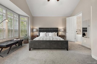 **LUXURY MODERN CONDO IN TROY** New HVAC system with a 10-year - photo 24