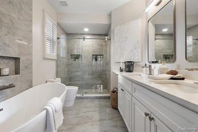 **LUXURY MODERN CONDO IN TROY** New HVAC system with a 10-year - photo 26