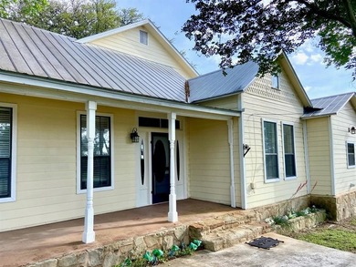 Rare opportunity to acquire a home in the heart of the hill - photo 27