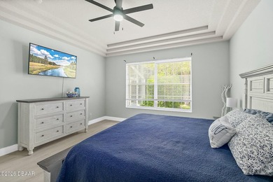 Welcome to this beautifully maintained 4-bedroom, 2-bathroom - photo 31