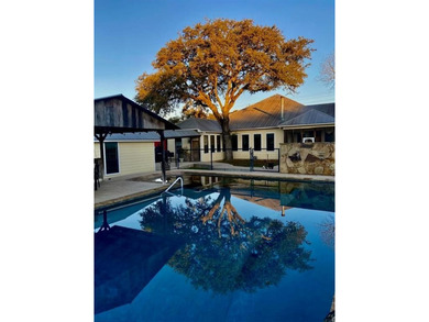 Rare opportunity to acquire a home in the heart of the hill - photo 34