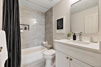 **LUXURY MODERN CONDO IN TROY** New HVAC system with a 10-year - photo 36