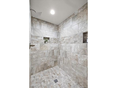 **LUXURY MODERN CONDO IN TROY** New HVAC system with a 10-year - photo 45