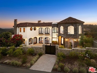 Perched at the end of the street with no neighboring homes, this - photo 1