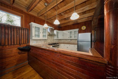 Historic 1890 carriage house set back on a corner lot with lush - photo 8