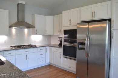 Great opportunity to design your 2000 sq ft free-standing condo - photo 9