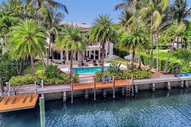 Golden Isles Lakes Area Home For Sale in Hallandale Beach Florida