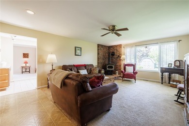 Welcome to 1250 La Baron Circle - a spacious and well-maintained - photo 16