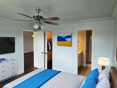Back on the market. Experience the perfect blend of comfort and - photo 1
