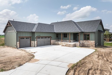 Coves Lake Home For Sale in Maize Kansas